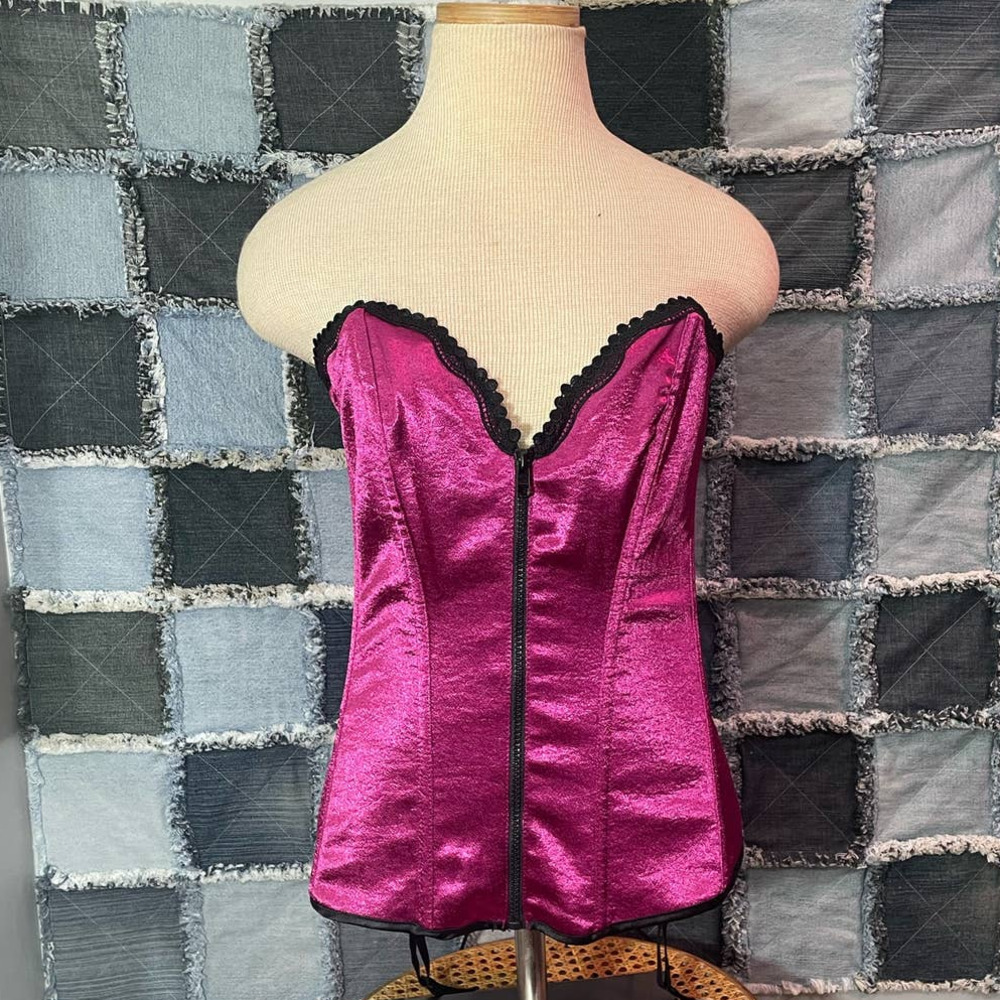 Fredricks of Hollywood Mulberry Corset NWT